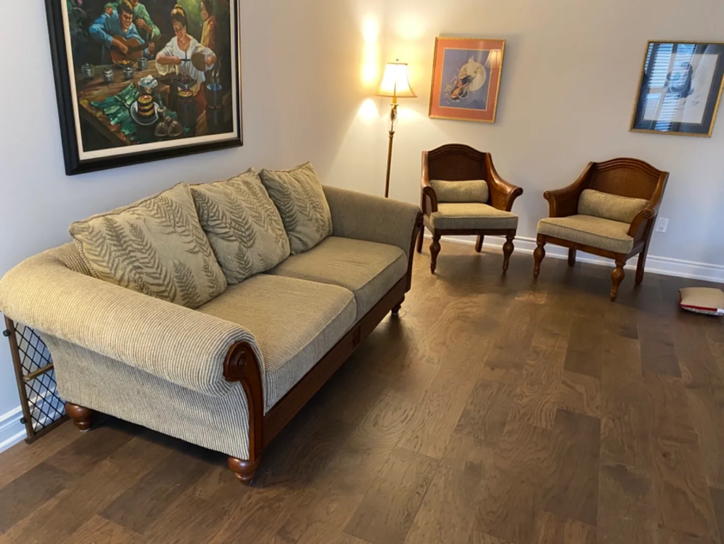 Elegant Sofa and Two Armchairs Set image indicator(3)