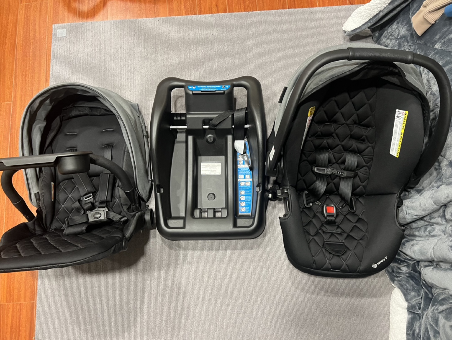 Safety 1st 360 Turn and Go Travel System (valued at $700 retail) - photo 2