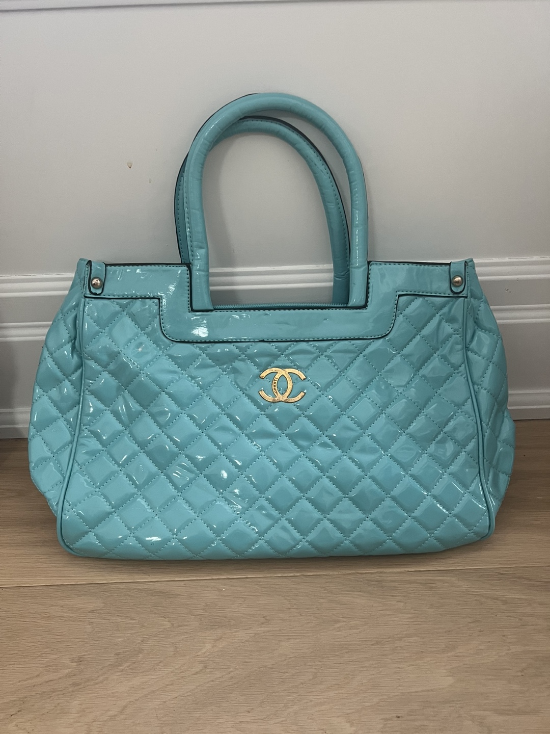 Brand new purse