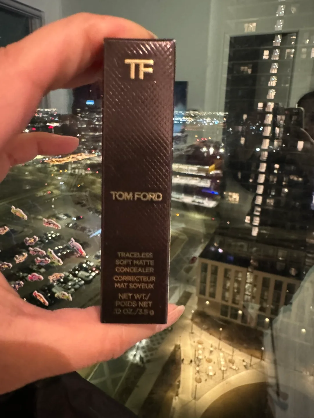 Tom Ford Traceless Soft Matte Concealer 2WO Beige image indicator(4)