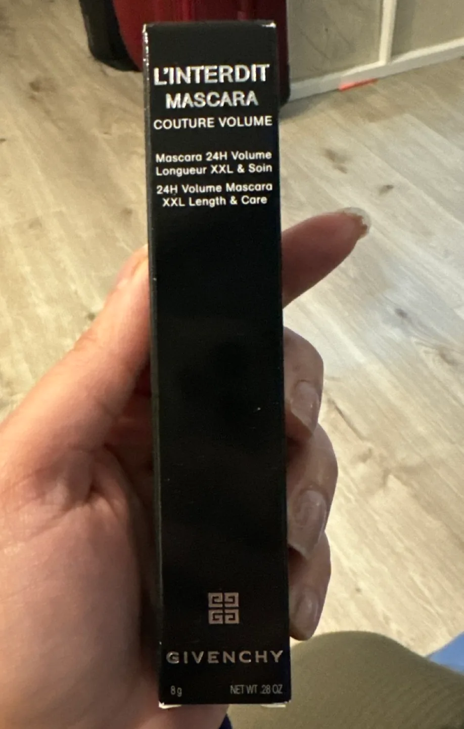 Givenchy L'Interdit Volumizing & Lengthening Mascara Black image indicator(6)
