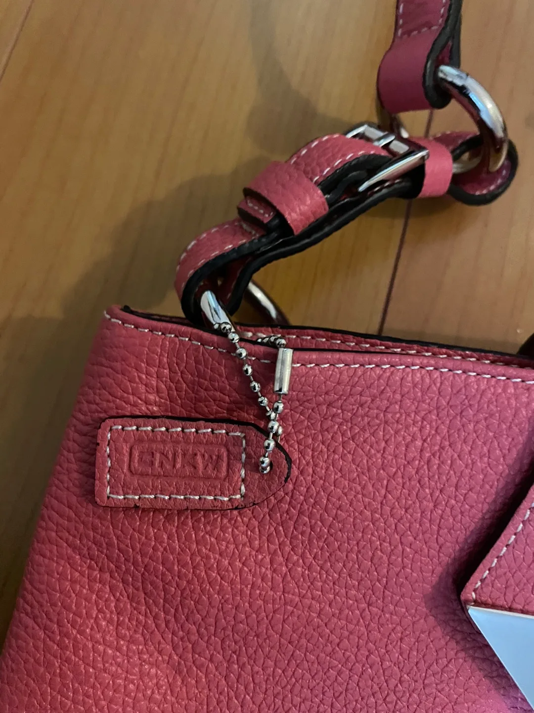 Pink shoulder bag image indicator(3)