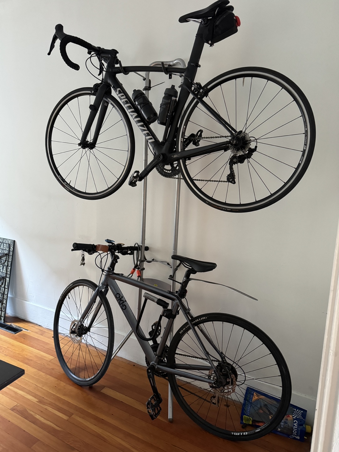 Double Bicycle Wall Rack - photo 4