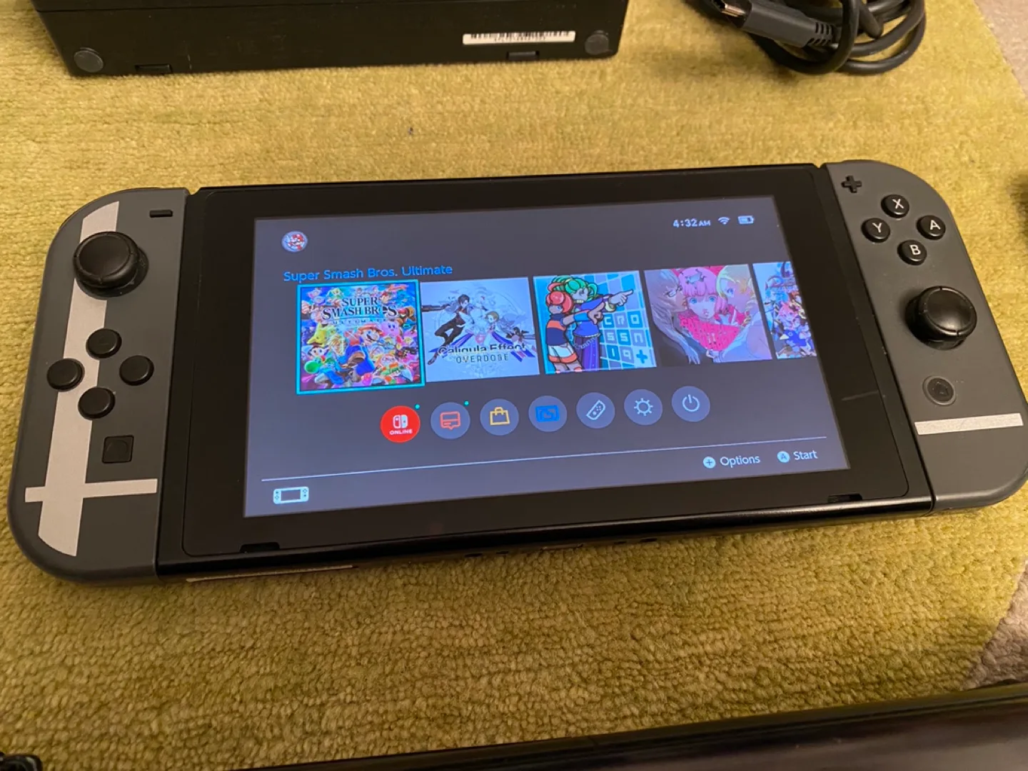 Nintendo Switch Console with 10+ Games image indicator(3)