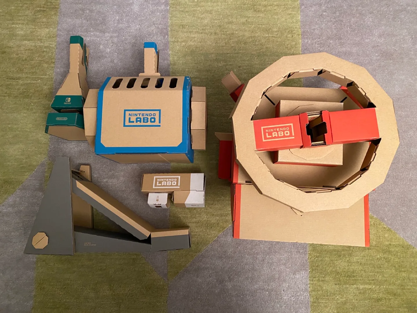 Nintendo Switch Console with 10+ Games image indicator(5)