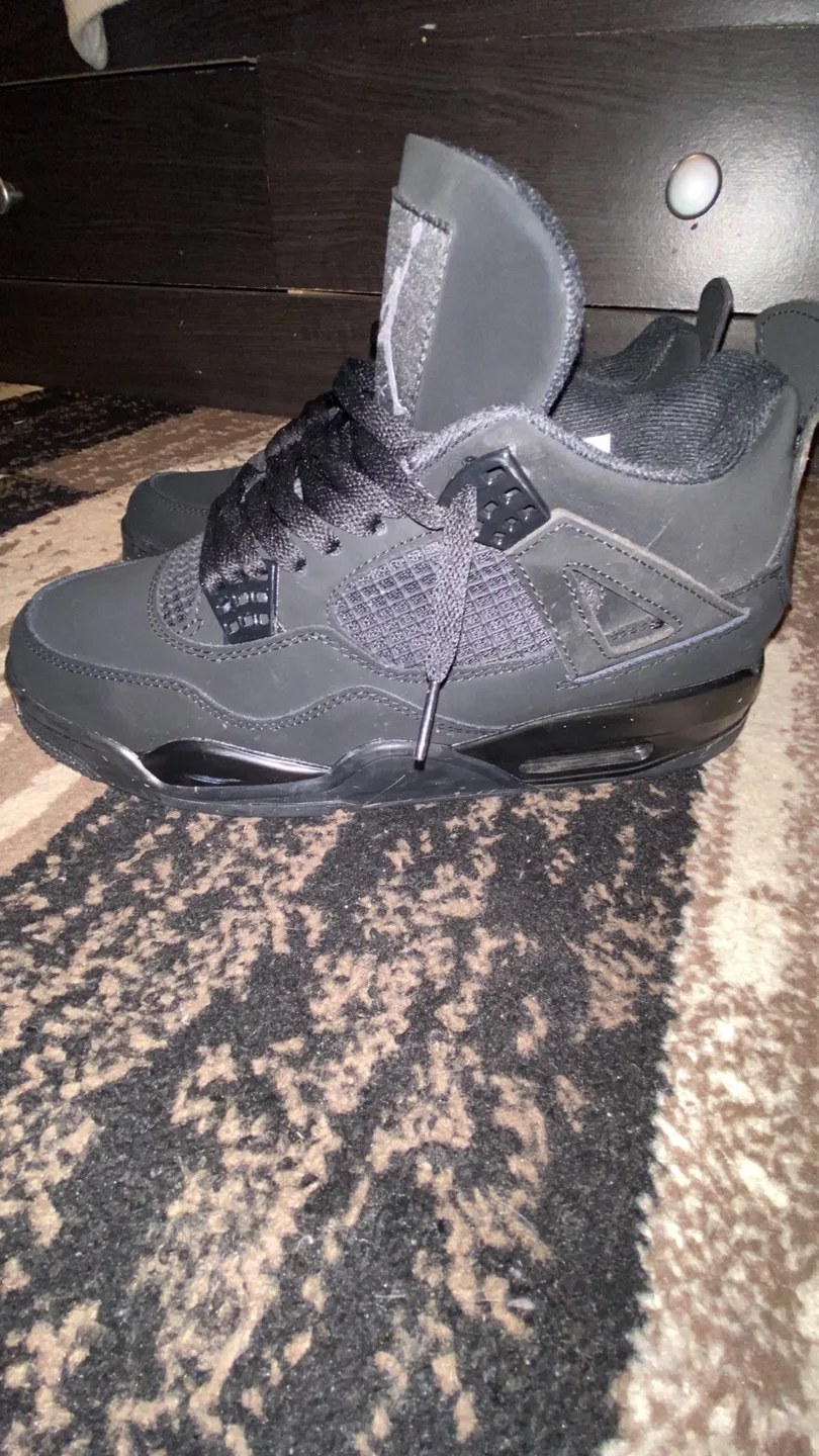 Air Jordan 4 Retro SE Black Cat image indicator(2)