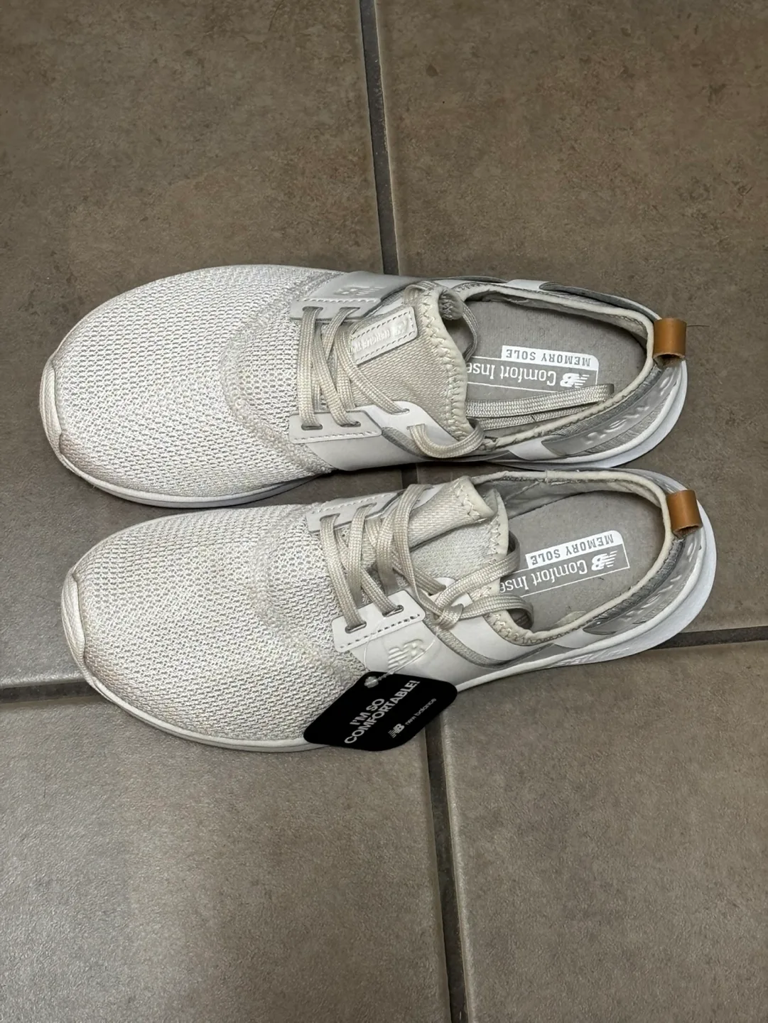 New Balance Women's Beige Knit Sneakers - Size 7 image indicator(2)