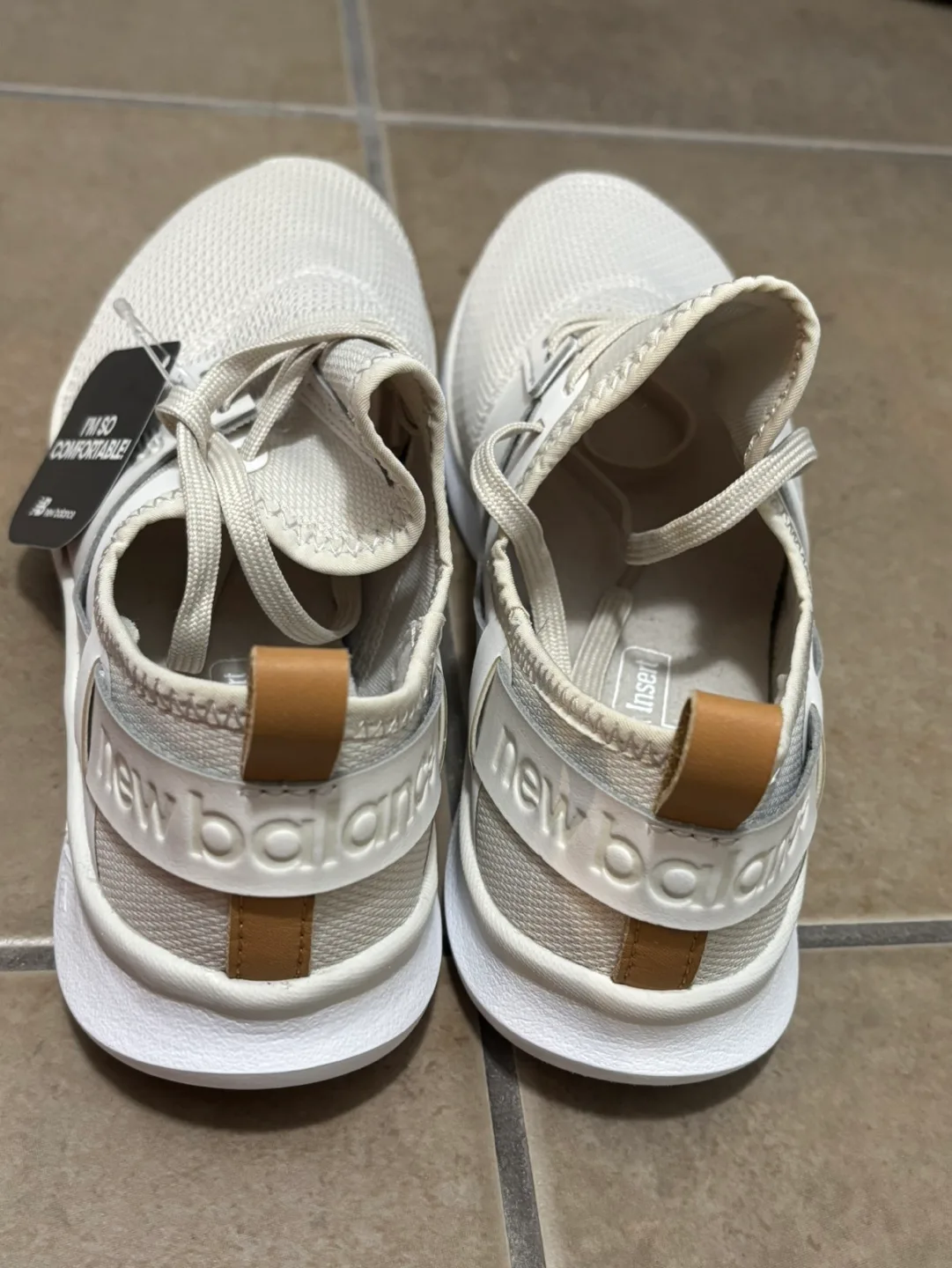 New Balance Women's Beige Knit Sneakers - Size 7 image indicator(4)