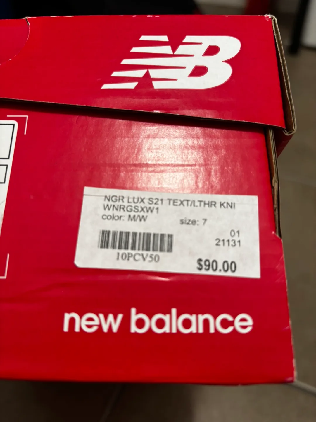 New Balance Women's Beige Knit Sneakers - Size 7 image indicator(6)