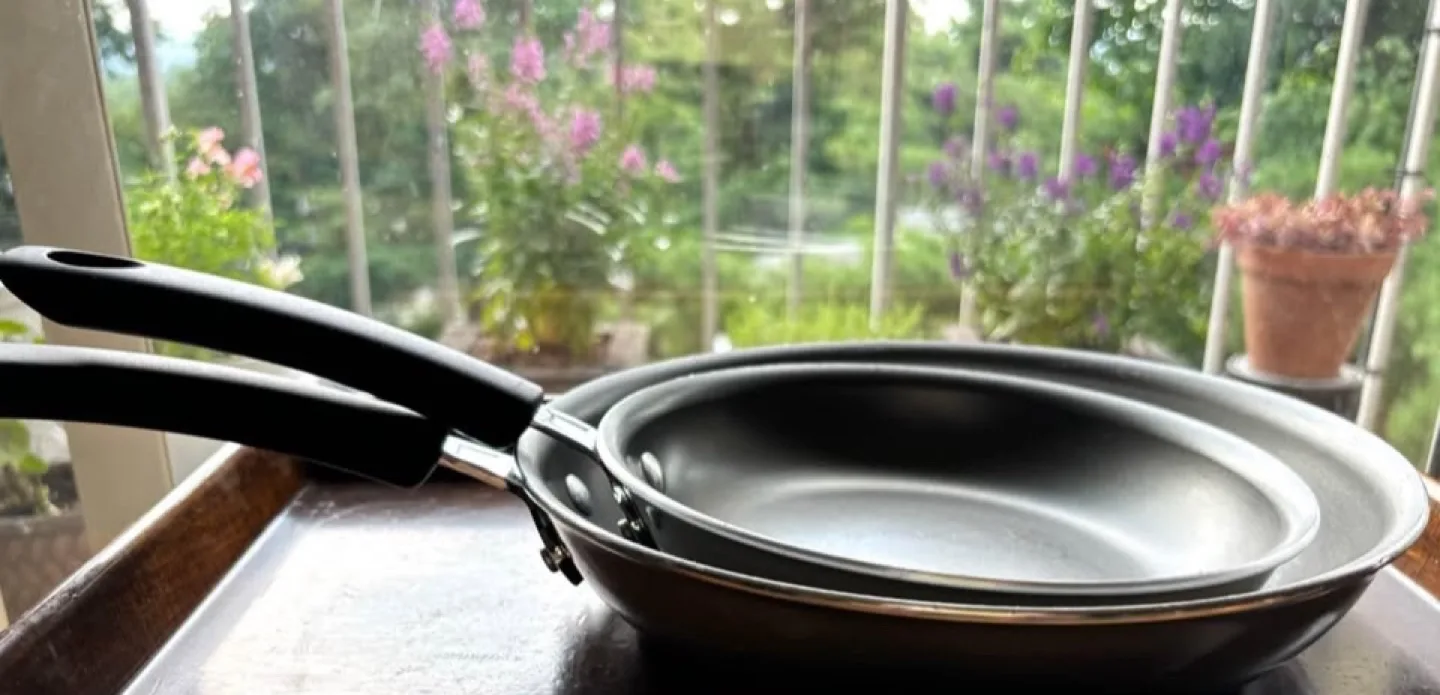 Tramontina Non-Stick Fry Pan, 10”, Never Used image indicator(7)