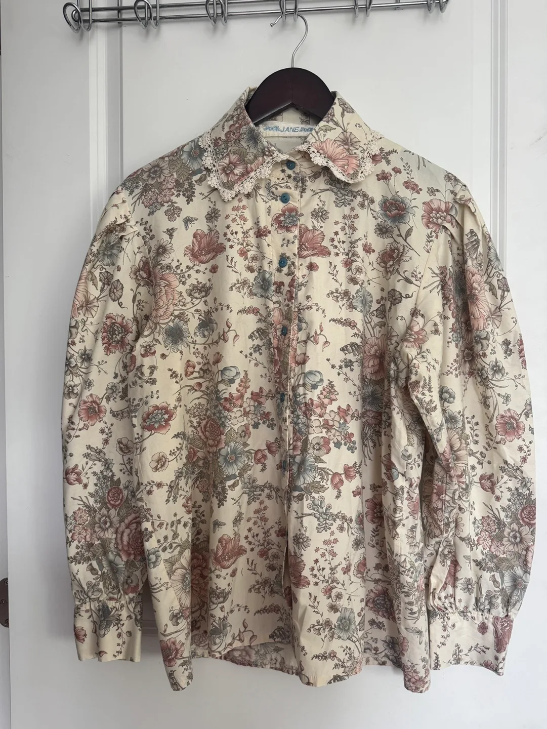 Vintage Jane Langan floral blouse image indicator(2)