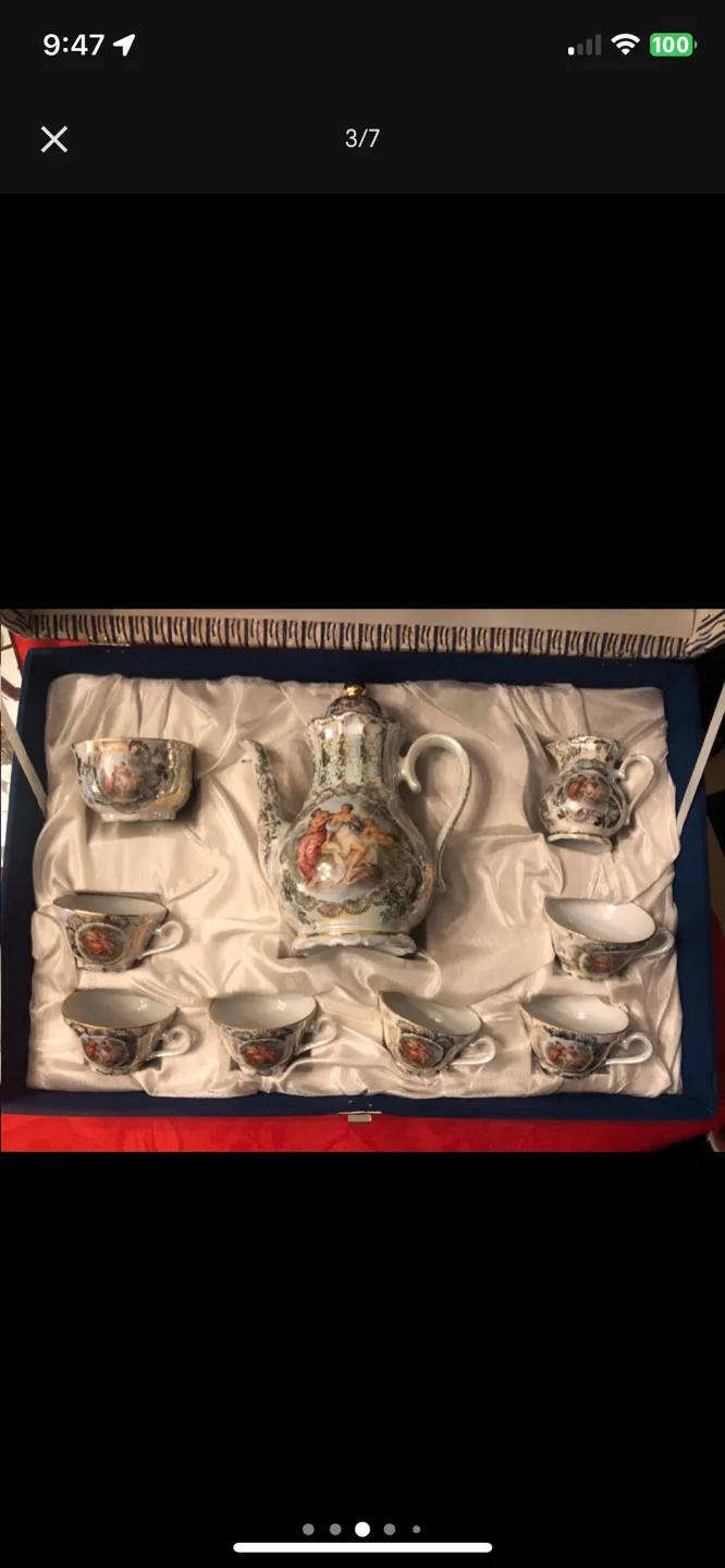 Vintage gold/opalescent porcelain demitasse tea set image indicator(3)