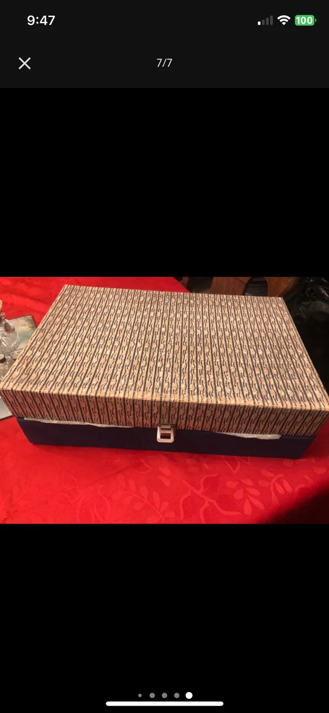 Vintage gold/opalescent porcelain demitasse tea set image indicator(7)