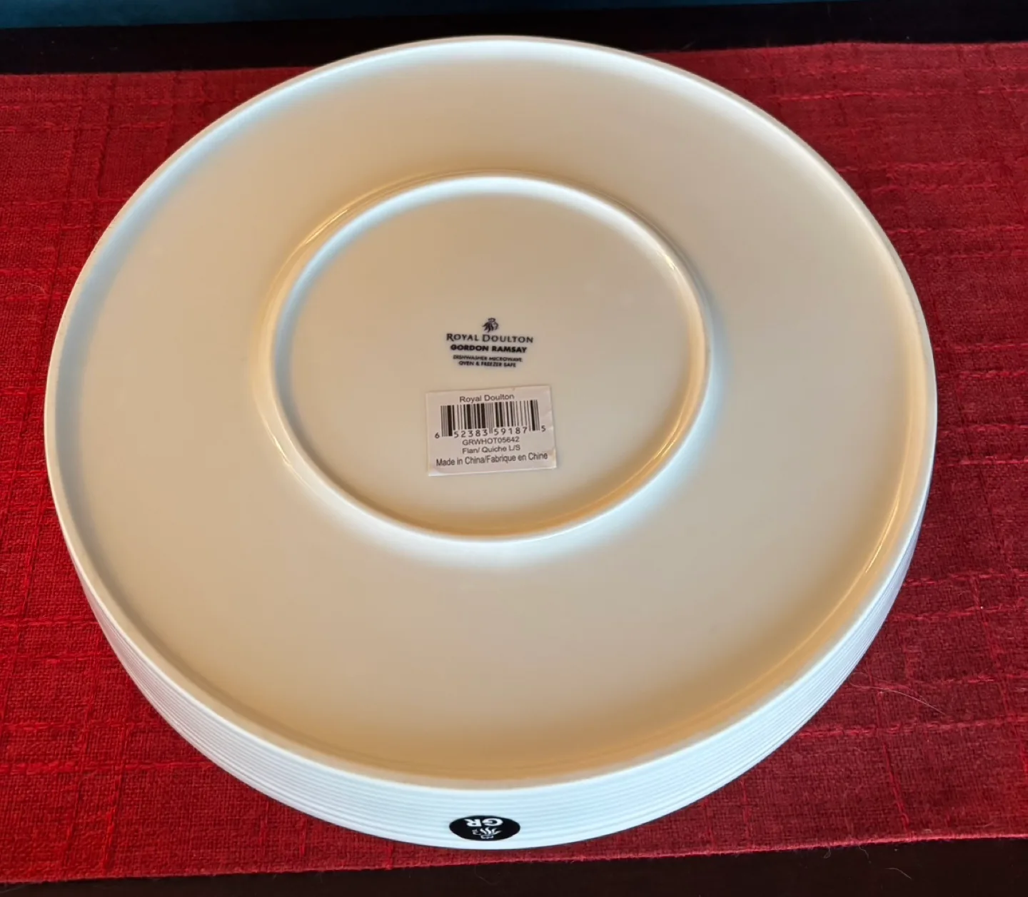 Gordon Ramsay Maze by Royal Doulton 31cm Flan/Quiche Dish image indicator(3)