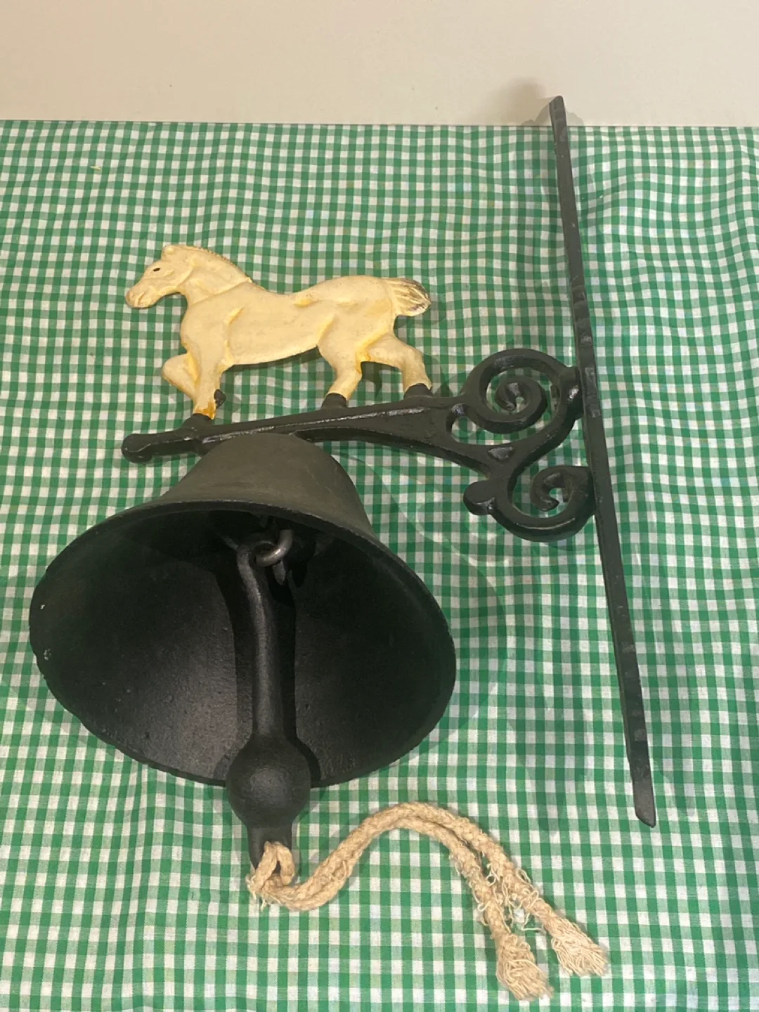 Vintage Cast Iron Horse Bell image indicator(3)