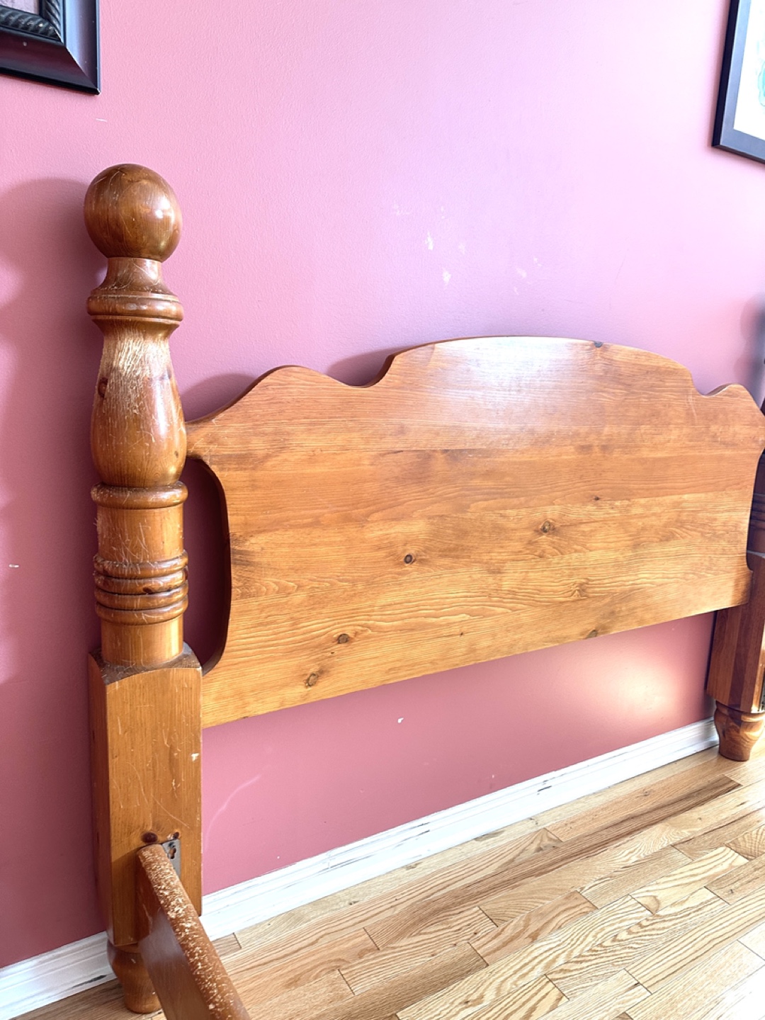Queen Size Thick Solid Wood Bedframe (CAN DELIVER) - photo 5