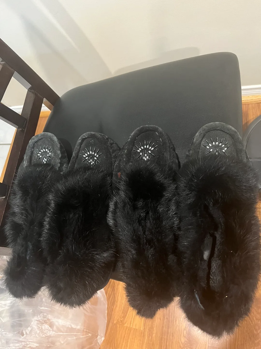 ASSORTED WOMEN SHOES image indicator(6)