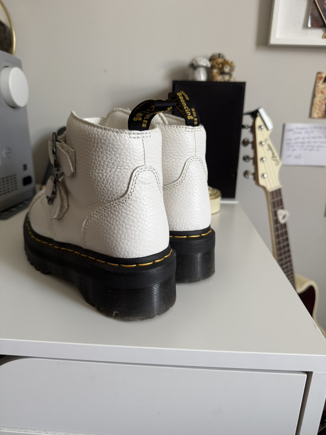 Dr. Martens Devon Flower White Boots - Size 8 Women’s - photo 3