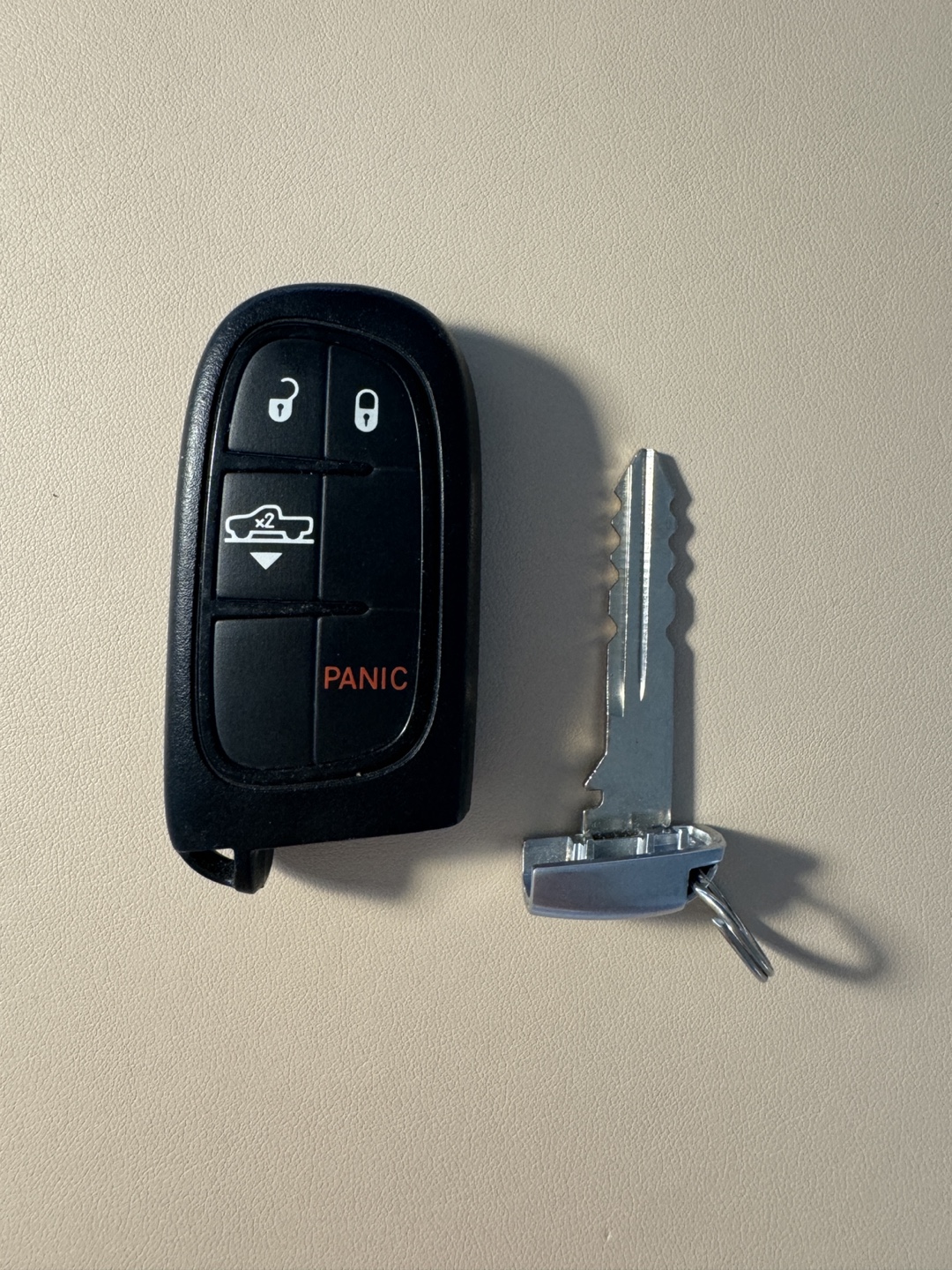 RAM Key Fob with Key - photo 3