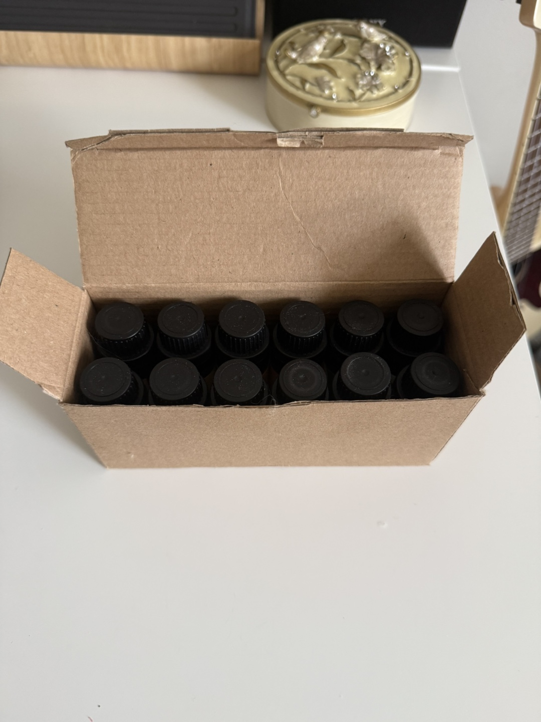 Glass Aroma Diffuser with 12 Essential Oils - photo 4