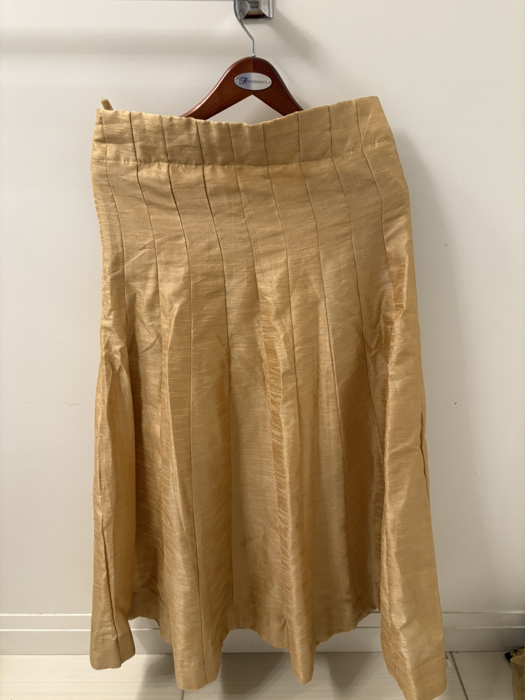 Gorgeous Green and Gold Salwar Kameez - photo 4