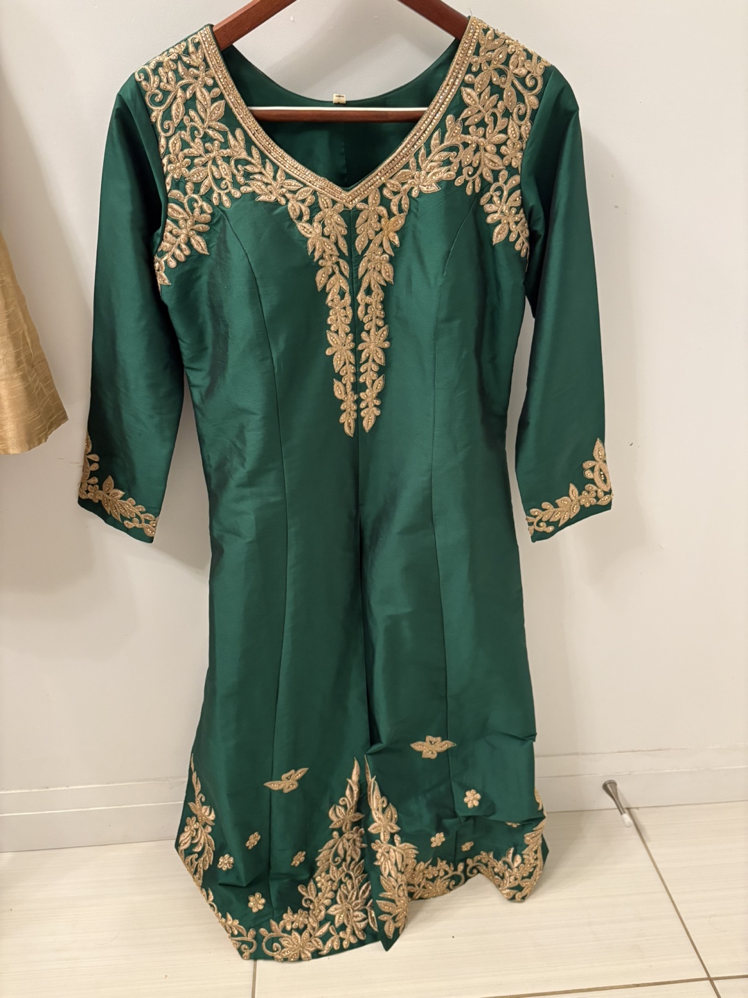 Gorgeous Green and Gold Salwar Kameez