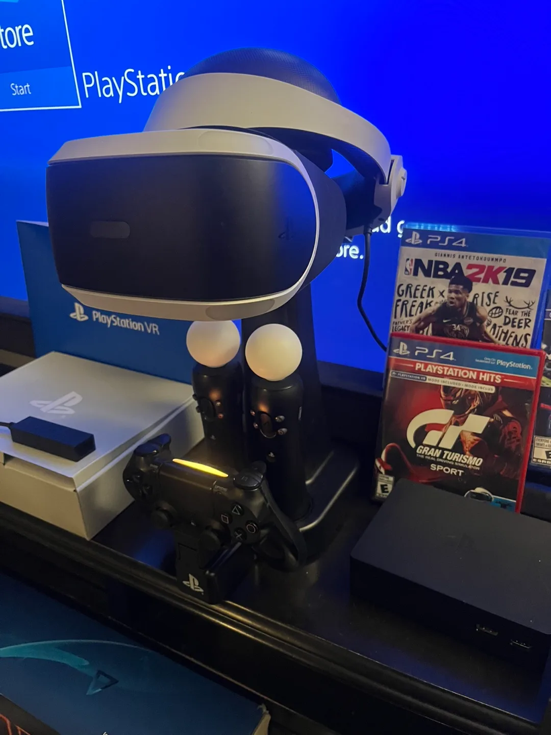 PS4 and VR large bundle brand new image indicator(3)