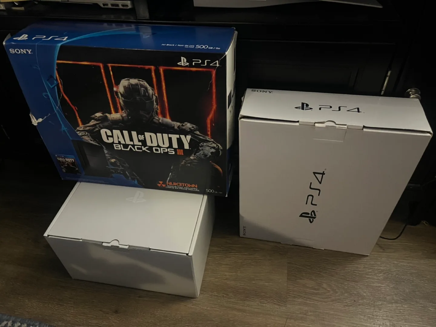 PS4 and VR large bundle brand new image indicator(8)