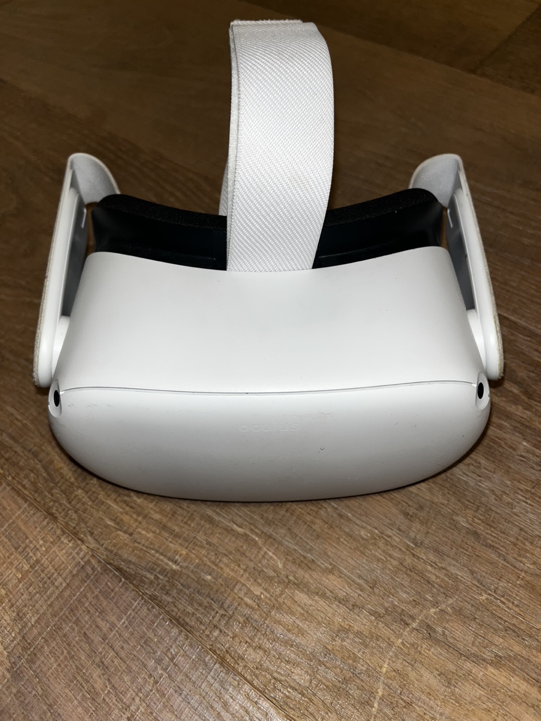Meta Quest 2 VR Headset and Controllers - photo 2