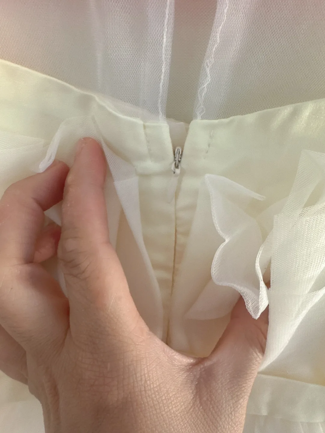 4-5T Girls' Tulle Party Dress with Pearl Detailing image indicator(5)