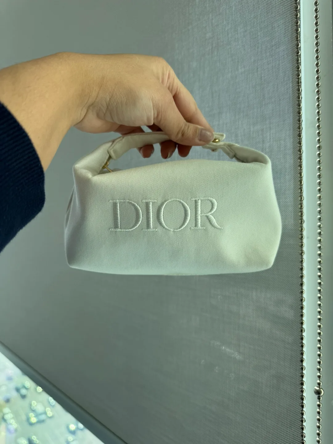 Dior Prestige Pouch image indicator(2)