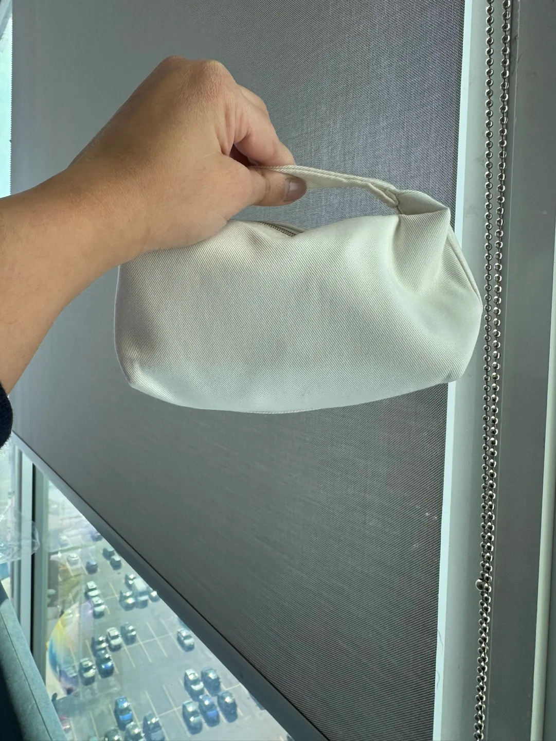 Dior Prestige Pouch image indicator(3)