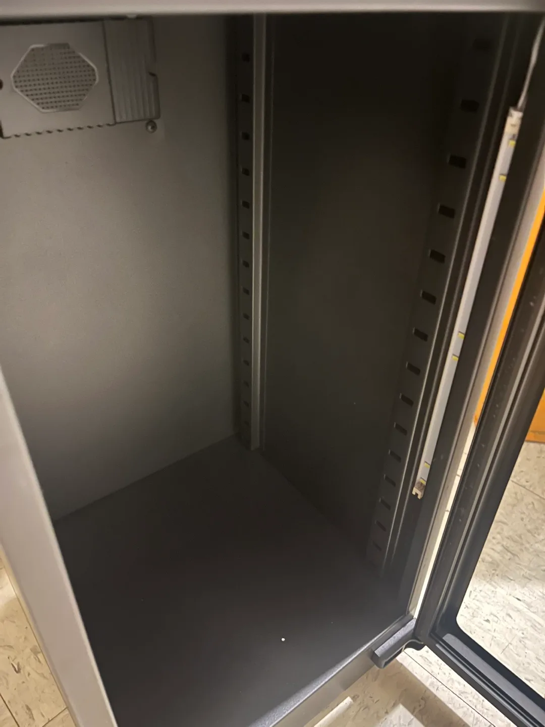 New dry cabinet with led lights and dehumidify image indicator(3)