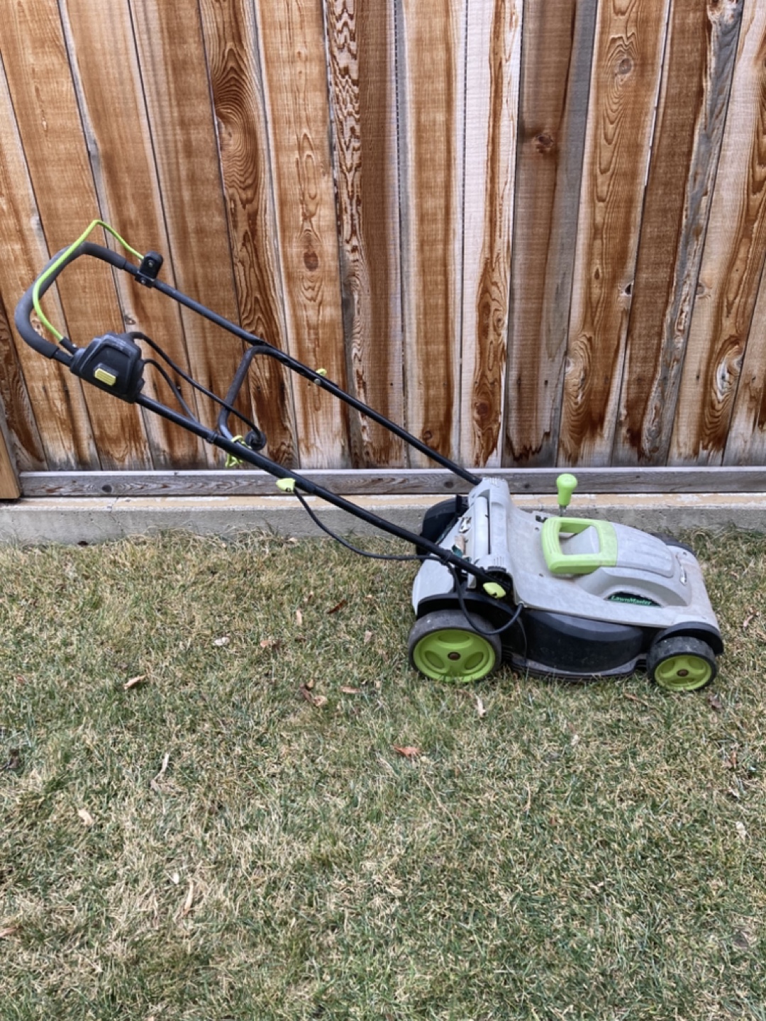 LawnMaster Corded Electric Lawn Mower