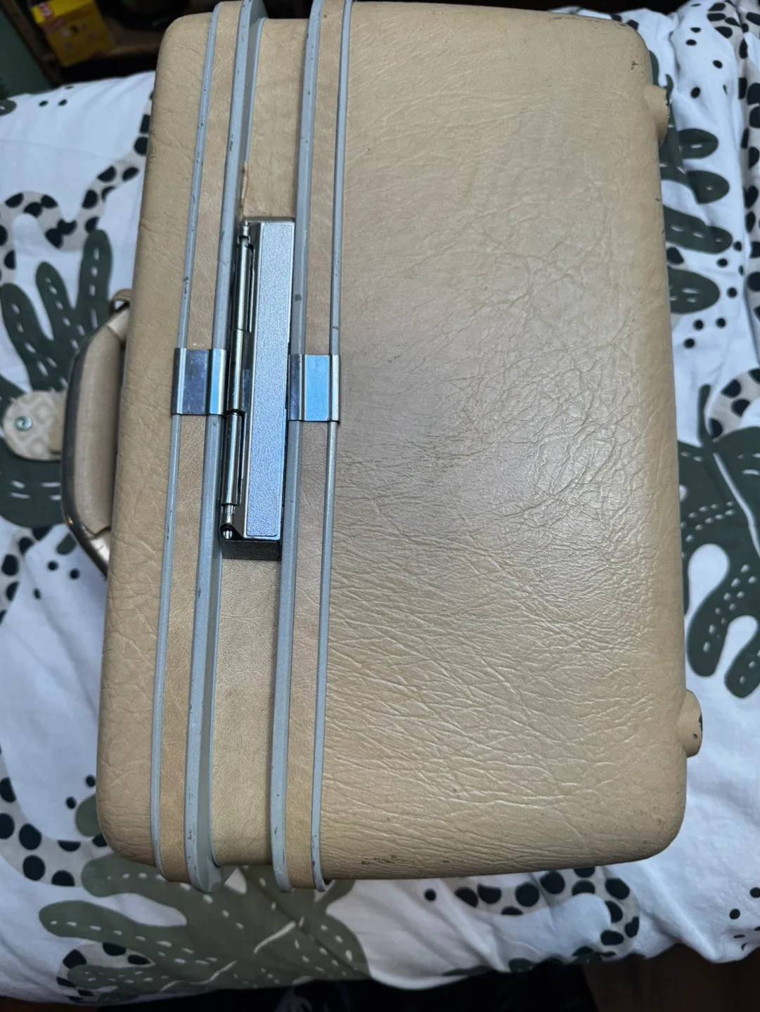 Vintage Samsonite Silhouette II Cosmetic Case image indicator(9)