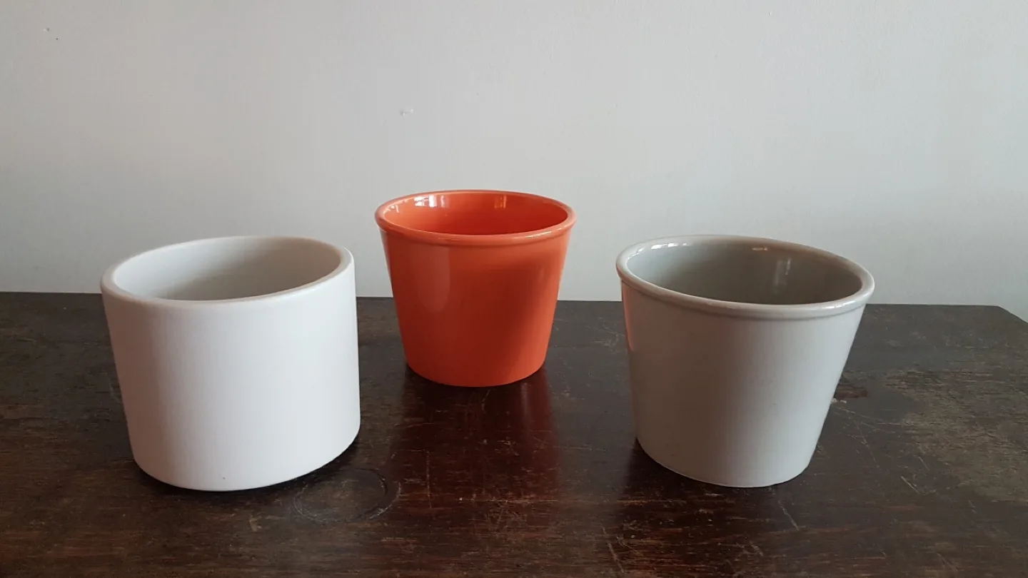 Set of three vintage ceramic pots image indicator(4)