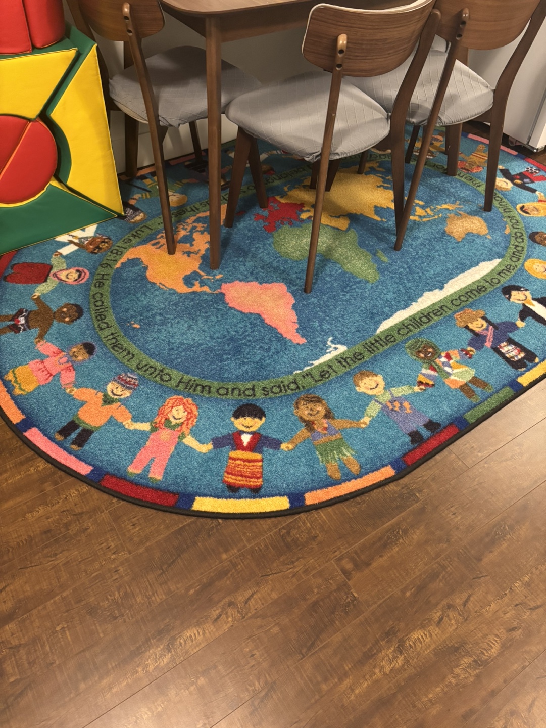 Children's World Map Rug - photo 2