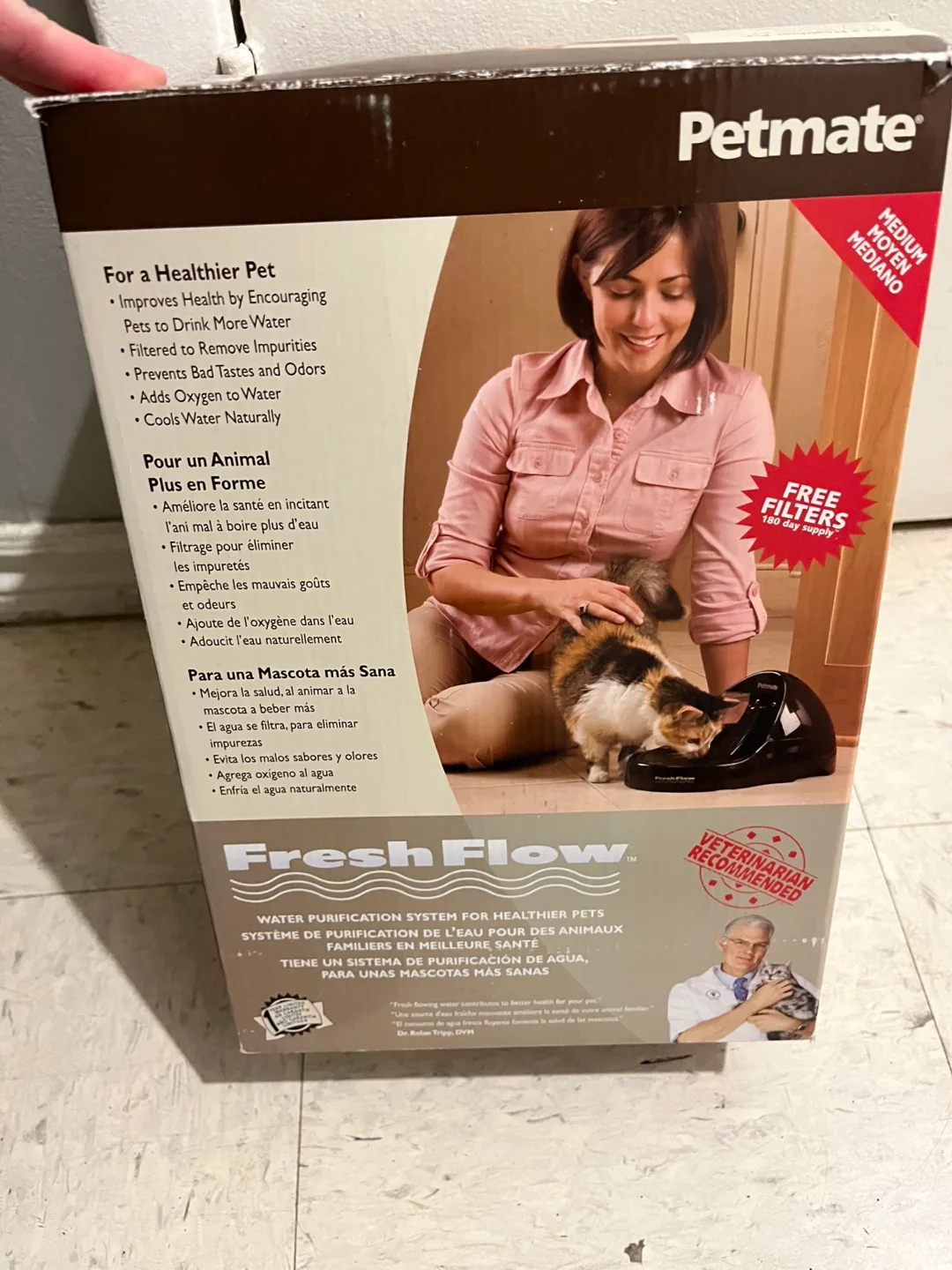 Petmate FreshFlow Water Fountain for Pets image indicator(2)