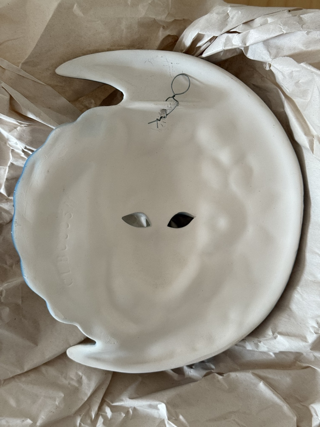 Venetian Style Crescent Moon Mask Wall Hanging - photo 2