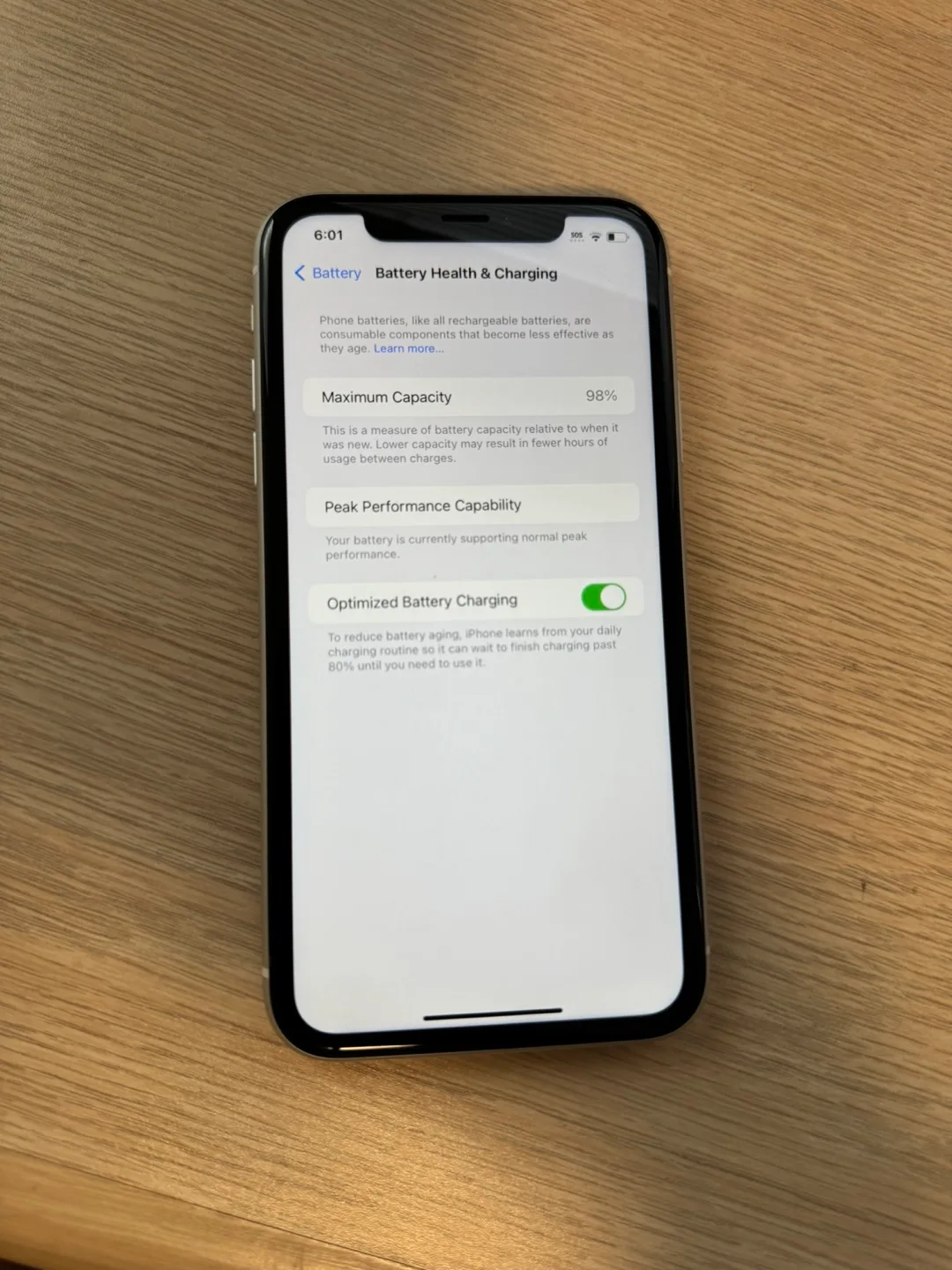 iPhone XR 64GB, Unlocked, 98% Battery Health image indicator(2)
