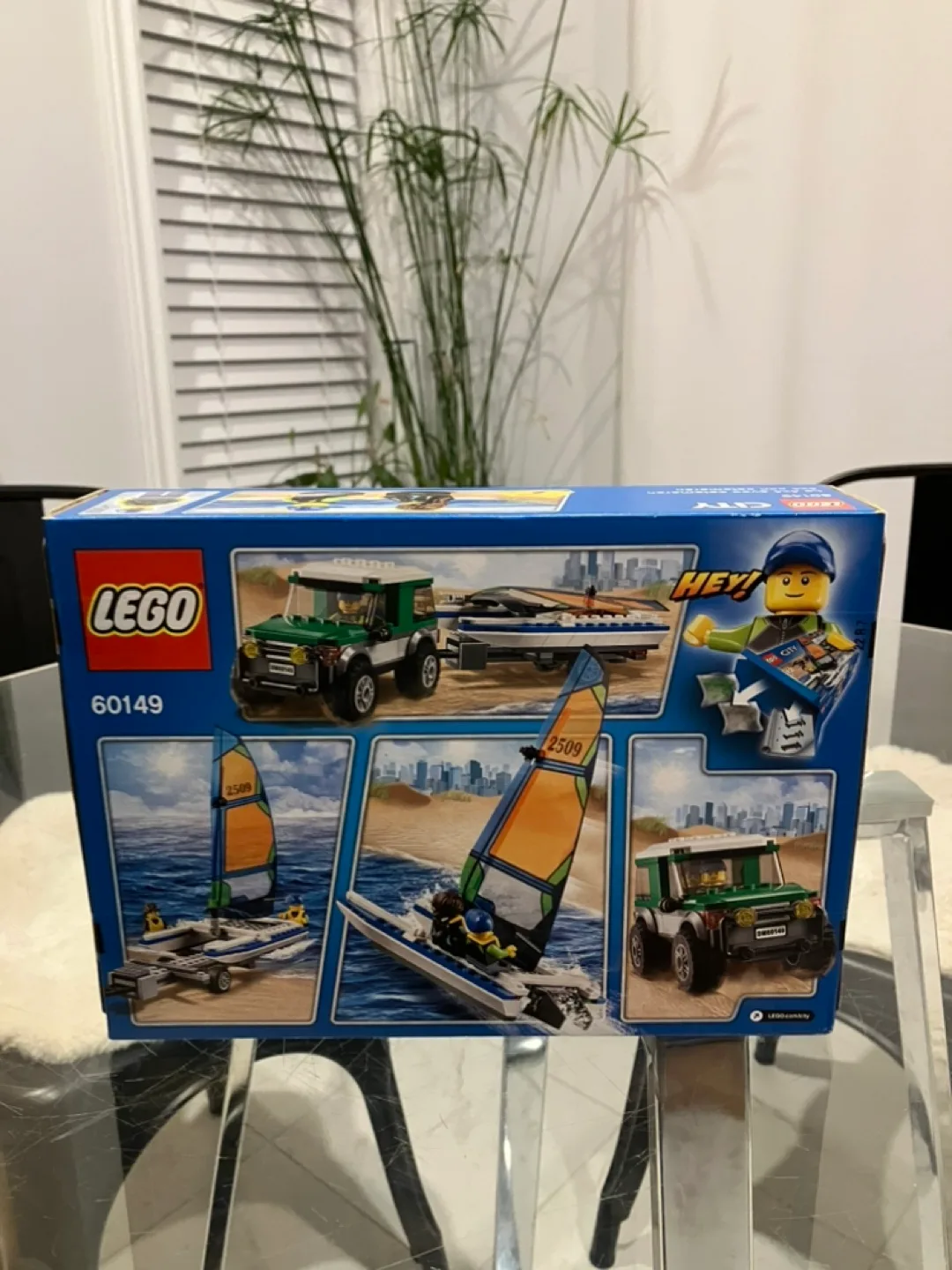 LEGO City 4x4 with Catamaran 60149 - New in Box image indicator(2)