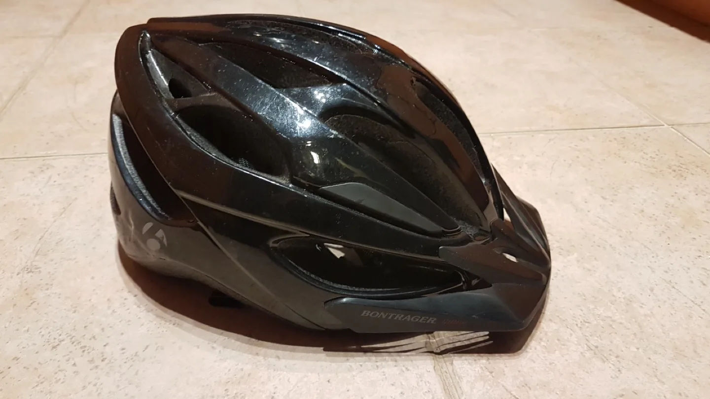 Bontrager Bicycle Helmet - Black image indicator(4)
