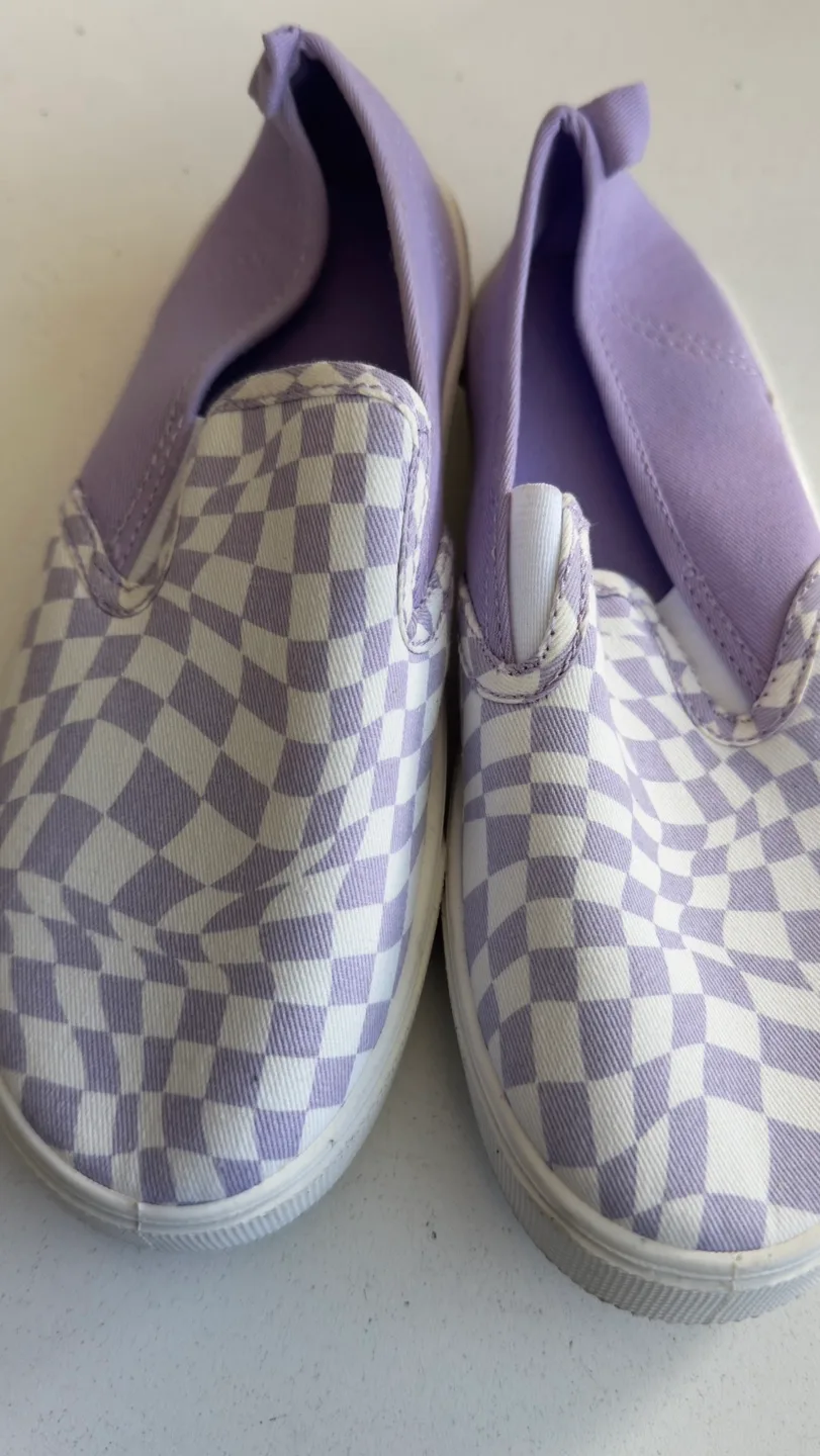Kids' Purple Checkered Slip-On Shoes image indicator(2)