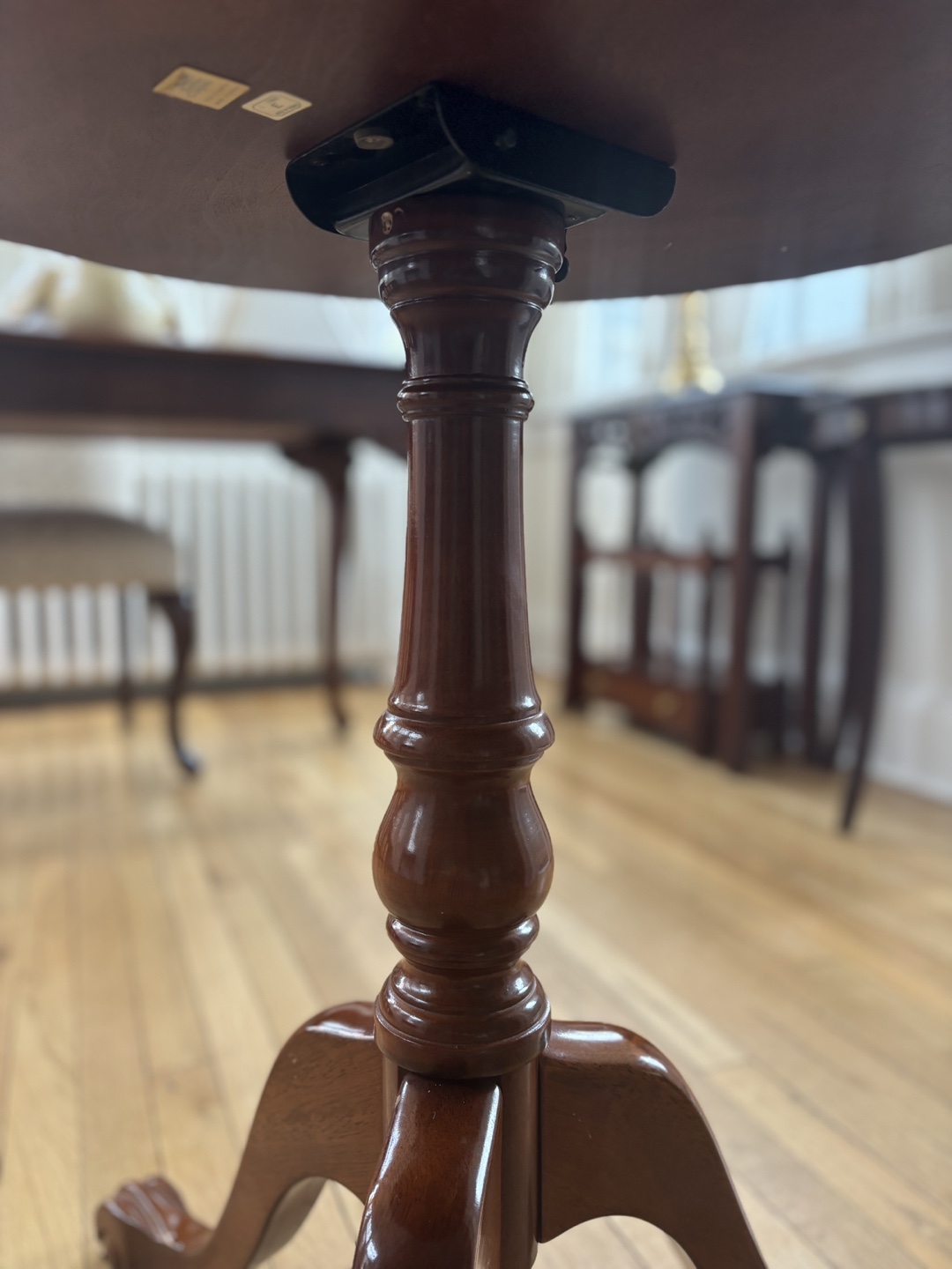 Vintage Bombay Company Round Wooden Side Table - photo 4