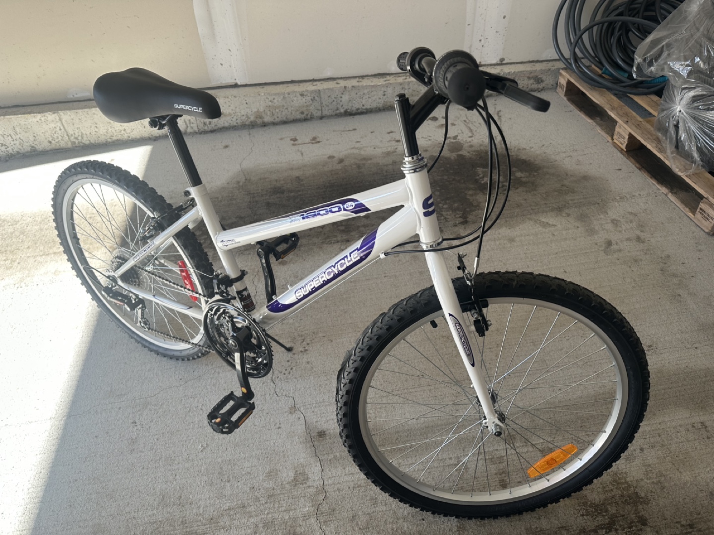 Supercycle 24" kids bike