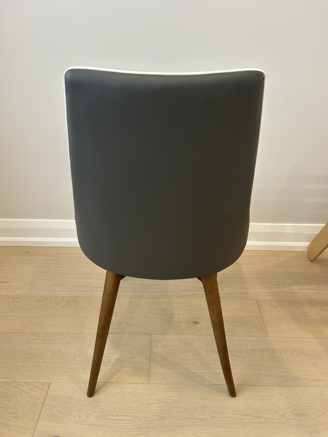 Modern Dining Chairs - photo 3