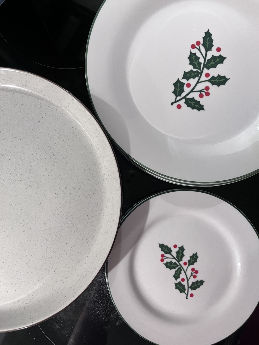 Dinnerware Set