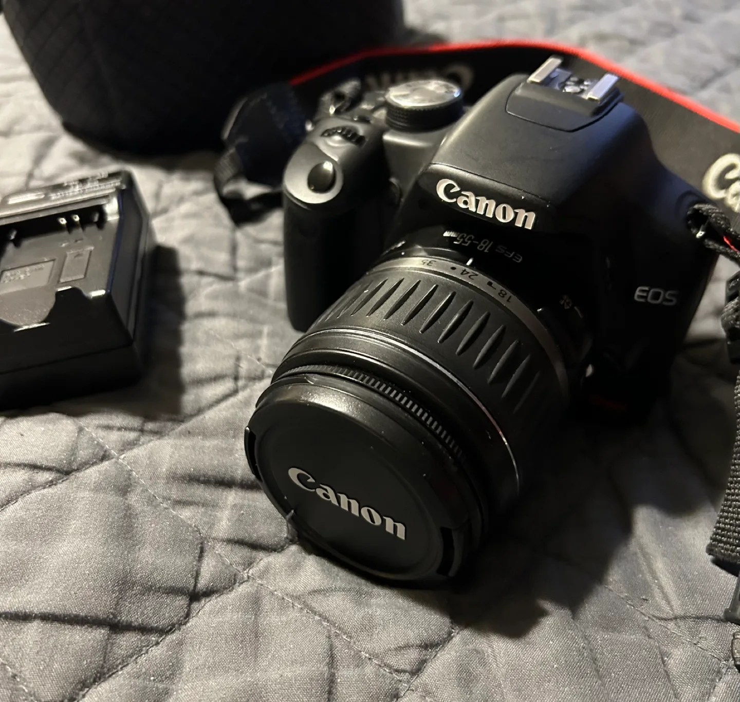 Canon EOS Rebel T1i Digital Camera EF-S 18-55mm Zoom Lens image indicator(2)