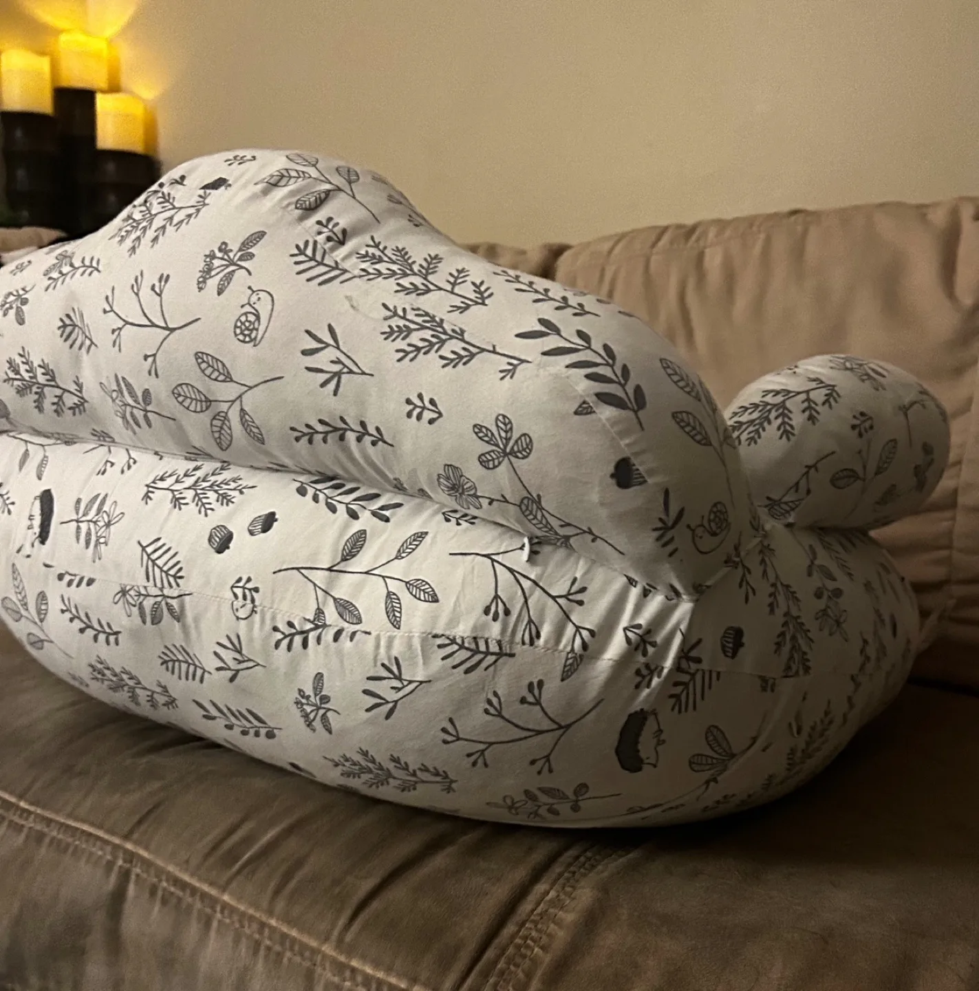 Boppy Nursing Pillow - Floral Print image indicator(5)