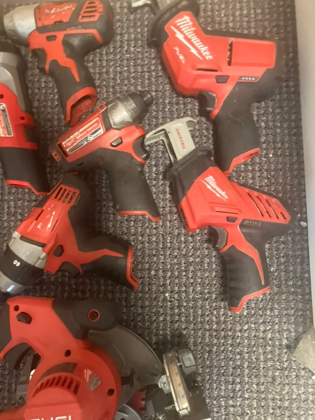 Milwaukee M12 bundle image indicator(4)